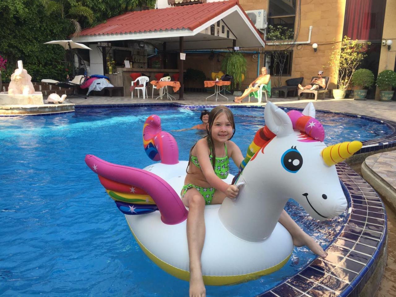 Eurostar International Hotel Ban Nong Tabaek Екстер'єр фото